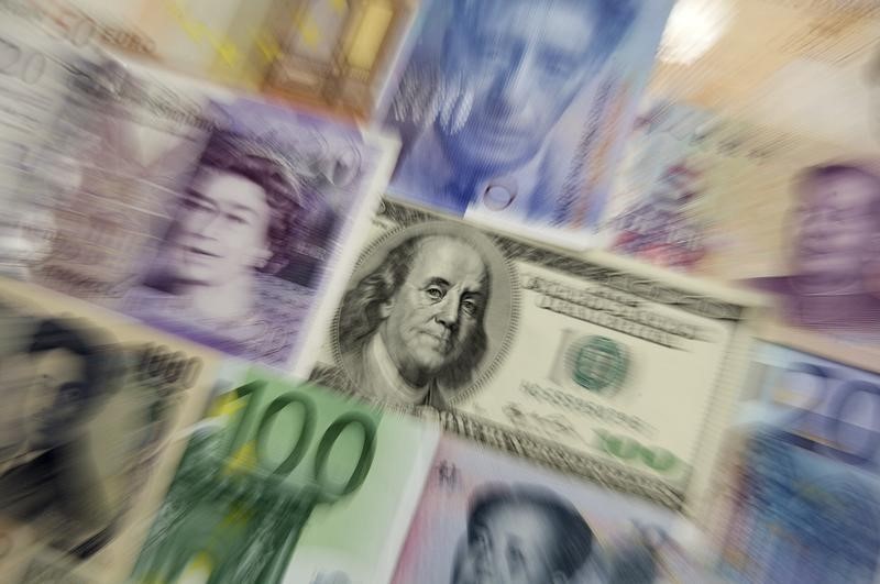 外汇周评：美元呈避险特性，货币当局叹苦经利空欧系货币