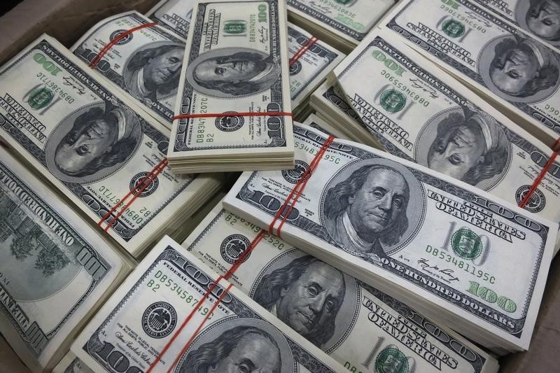 美元指数从两个月高位回落 今夜关注美联储主席鲍威尔讲话